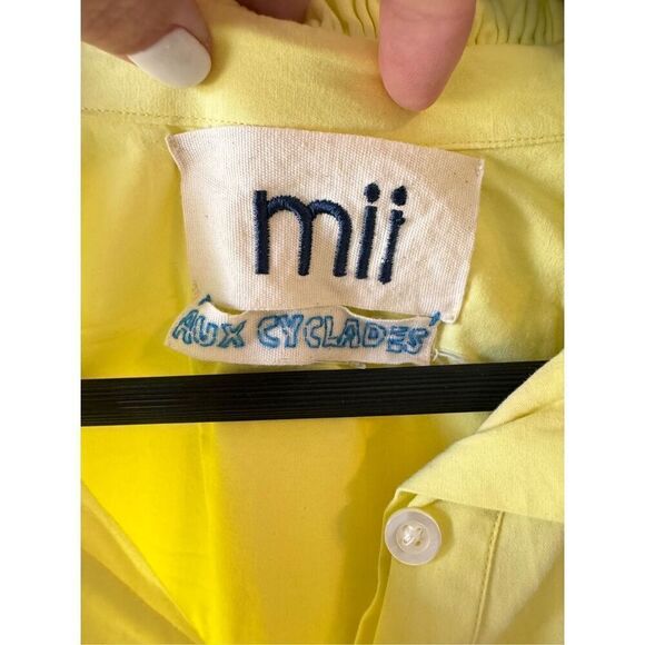 Mii Au Jardin Collection Yellow Cotton Pin tuck Button Down Size Medium - Picture 2 of 9